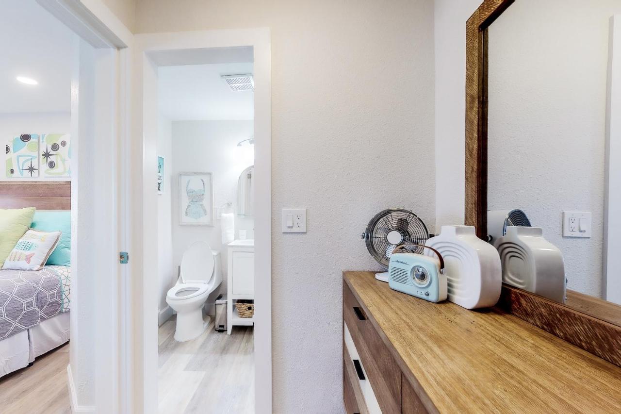 Sea Rocket 8 Hotel St. Pete Beach Ngoại thất bức ảnh